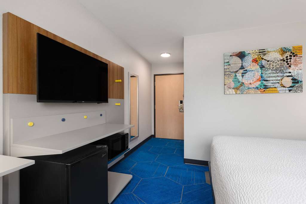 Microtel Inn & Suites by Wyndham Independence - photo 14
