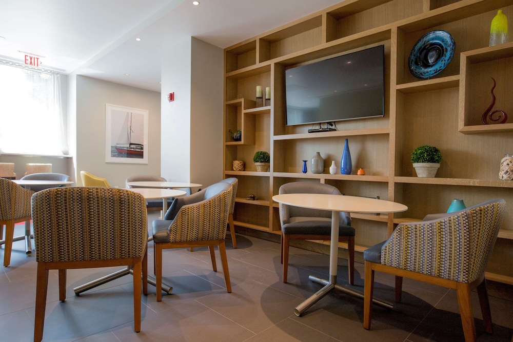 Hilton Philadelphia at Penn's Landing - photo 3