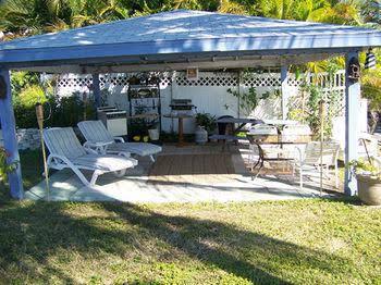 Knolls Court Motel - photo 9