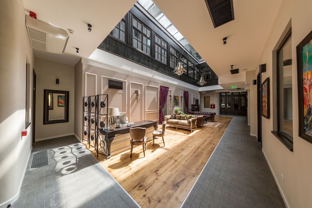 The Mansion Boutique Hotel — Bucharest — photo 3