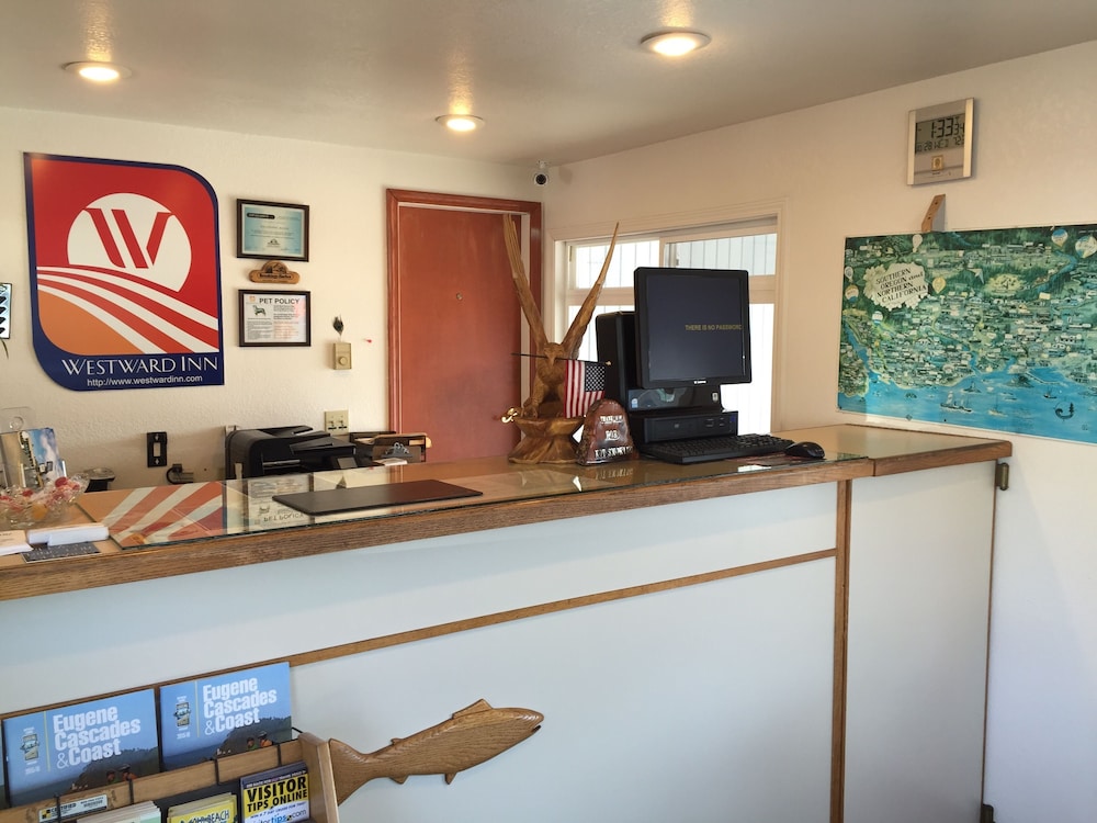 Westward Inn - photo 2