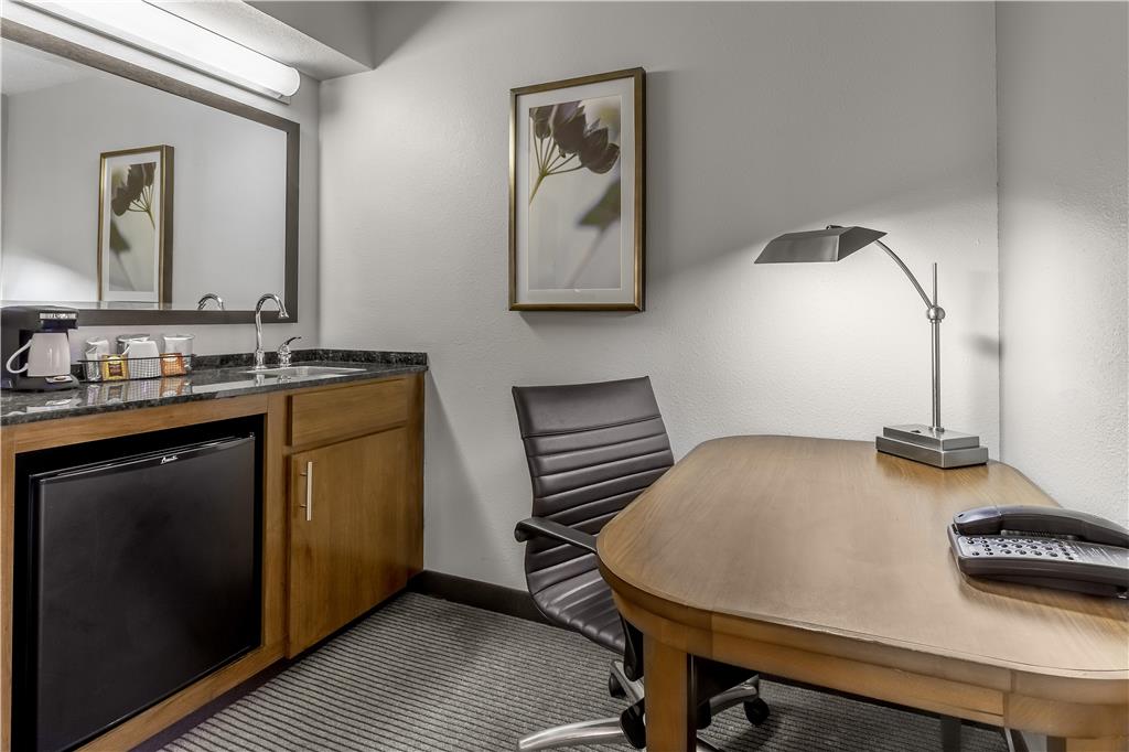 Hyatt Place Charlotte Airport Billy Graham Parkway - photo 10