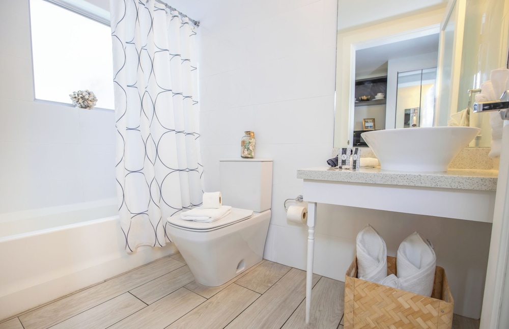 Waterside Hotel and Suites - photo 26