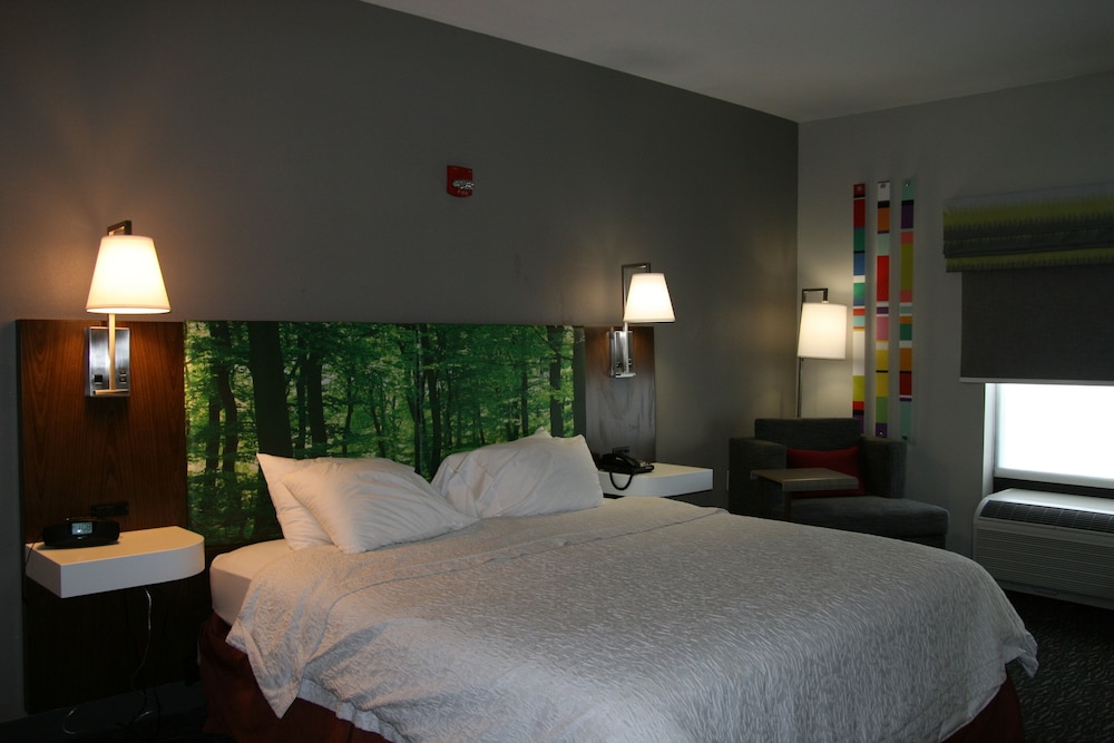 Hampton Inn Clarion - photo 15
