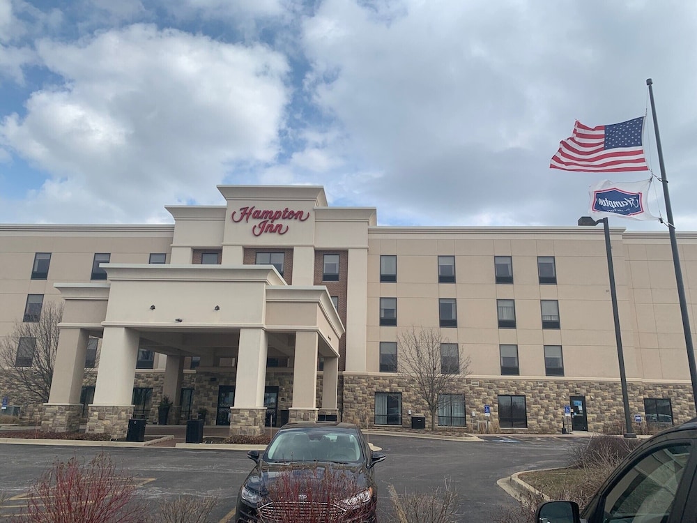 Hampton Inn Yorkville - photo 43