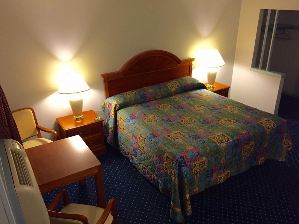 Sunset Motel - carbon neutral hotel in Northfield