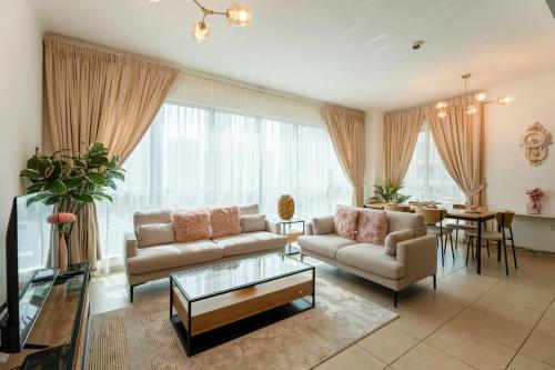 INA Homes Tower 5 Perfect Burj Khalifa and Fountain Views — 4-Star Luxury Hotel in Dubai, United Arab Emirates