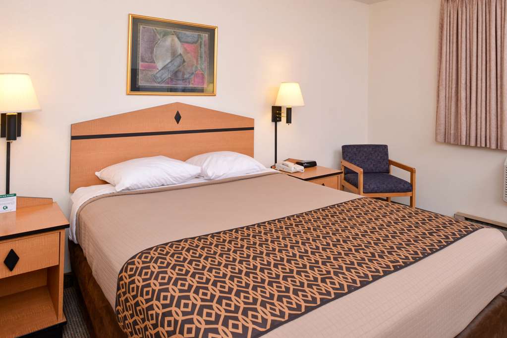 Americas Best Value Inn & Suites Atlantic - photo 15
