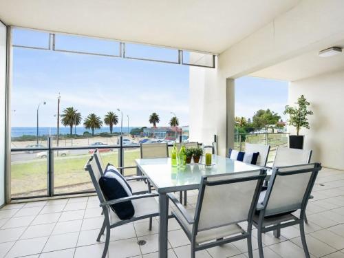Relax in Style Comfort — 4-Star Luxury Hotel in Victor Harbor, Australia
