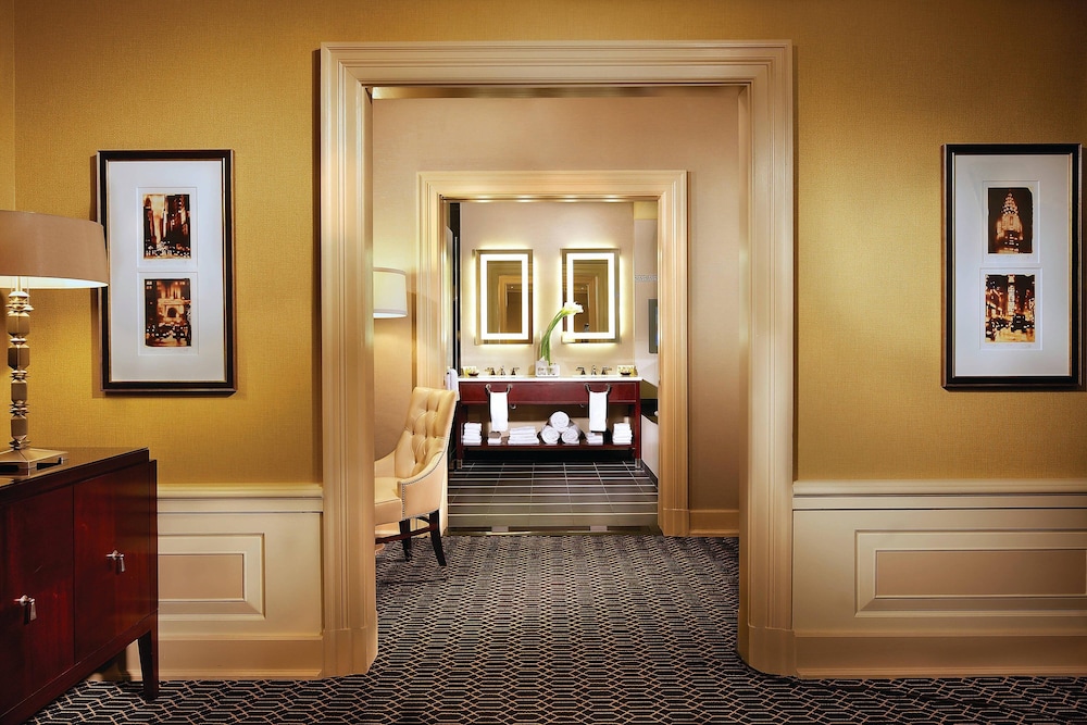 The Algonquin Hotel Times Square Autograph Collection - photo 41
