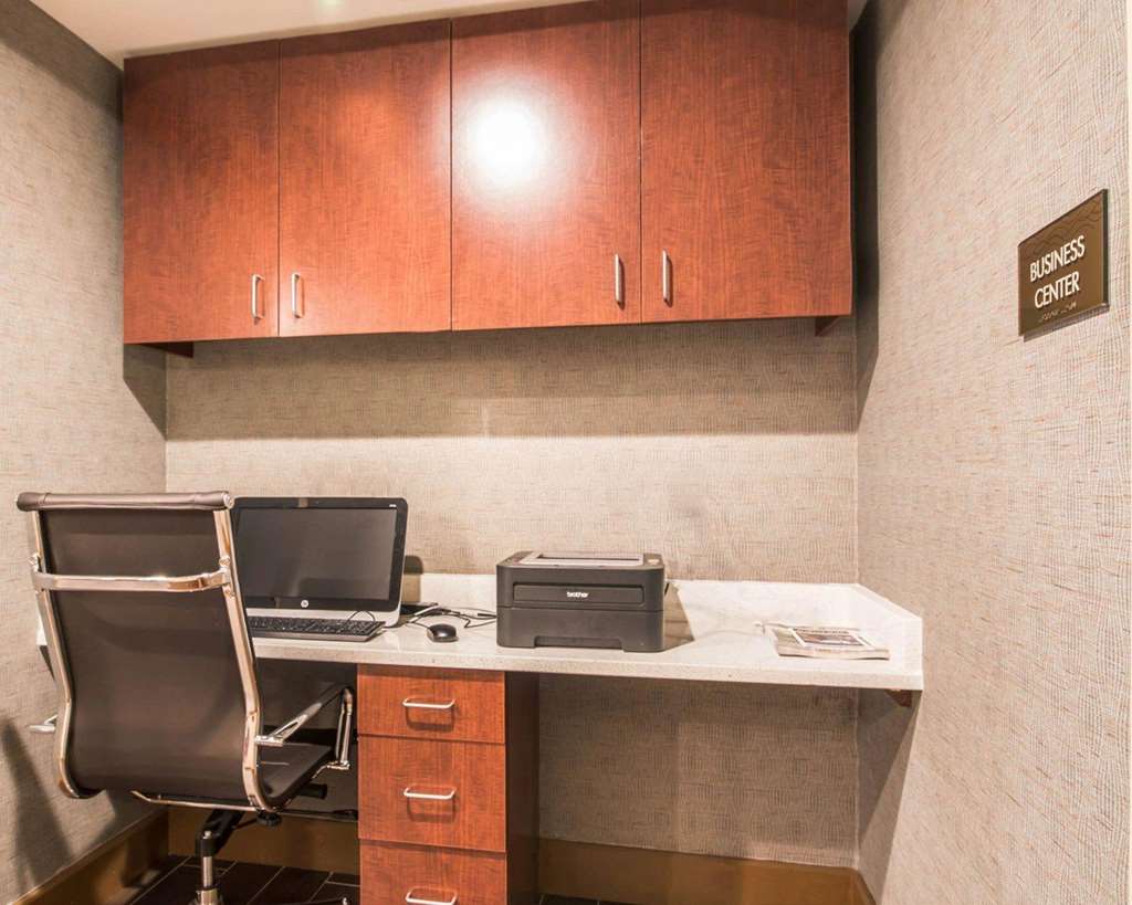 Comfort Inn & Suites Brattleboro I 91 - photo 20
