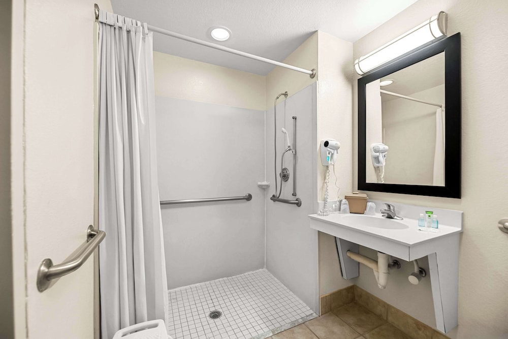 Suburban Studios Orlando Ocoee Winter Garden - photo 21