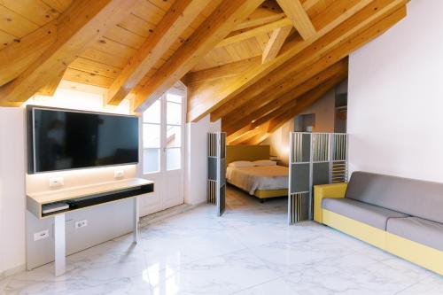 Casa King — 4-Star Luxury Hotel in Como, Italy