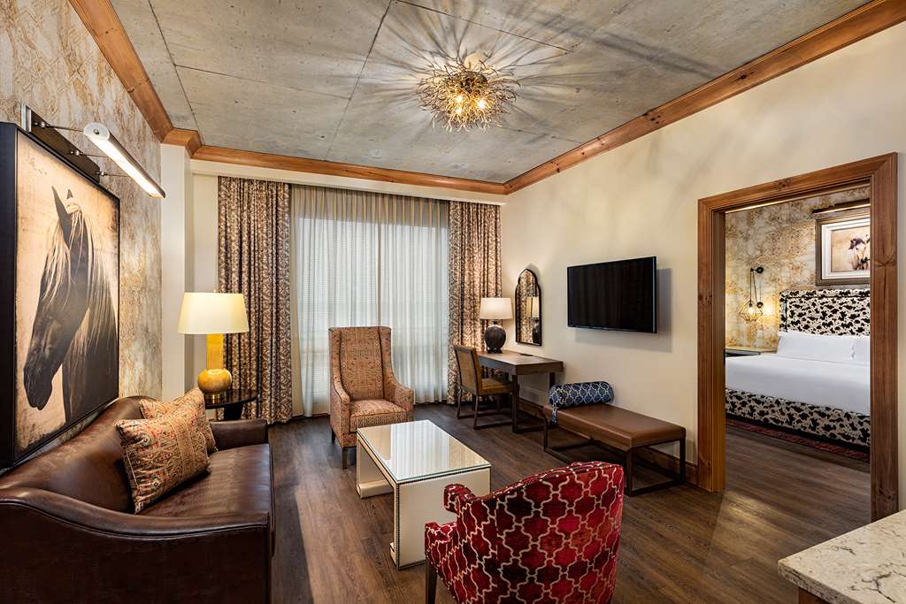 Brownwood Hotel & Spa - photo 24