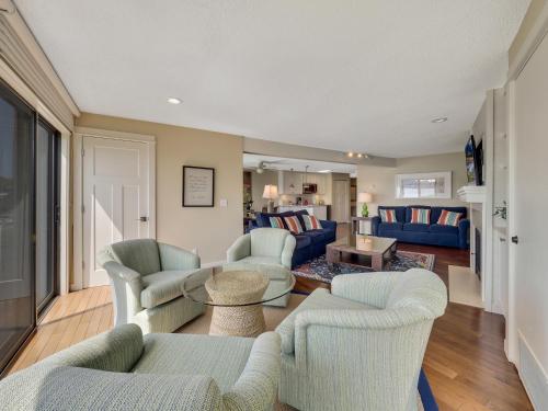 101 Edgewater Inn - photo 9