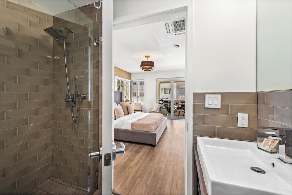 Luxuri Suites - photo 108