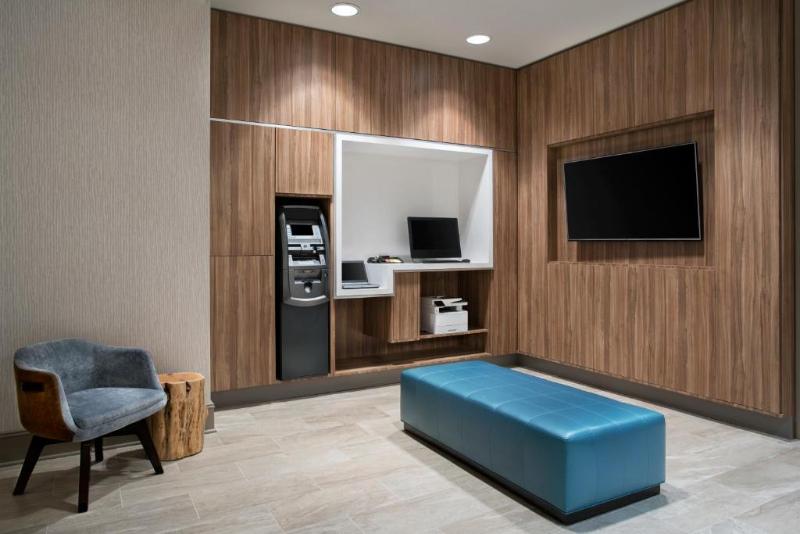 Delta Hotels by Marriott Richmond Downtown - photo 17