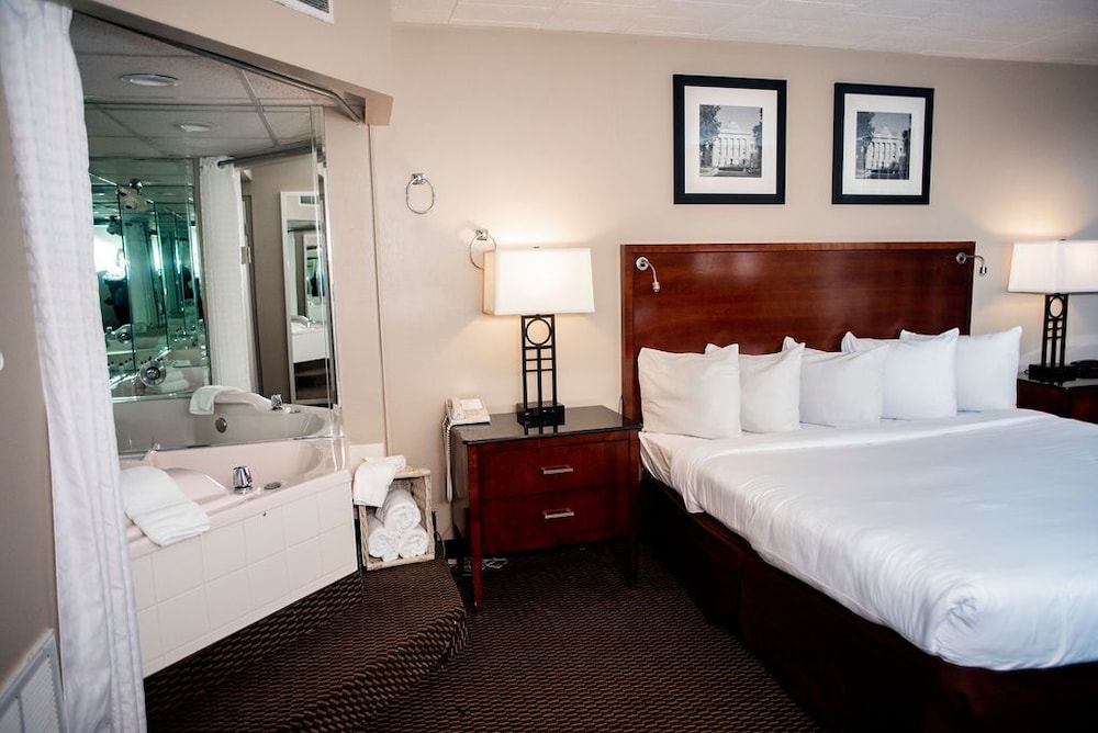 Ramada Conference Center Altoona - photo 3