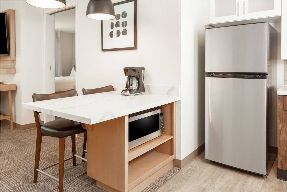 Staybridge Suites San Bernardino Loma Linda by IHG - photo 32