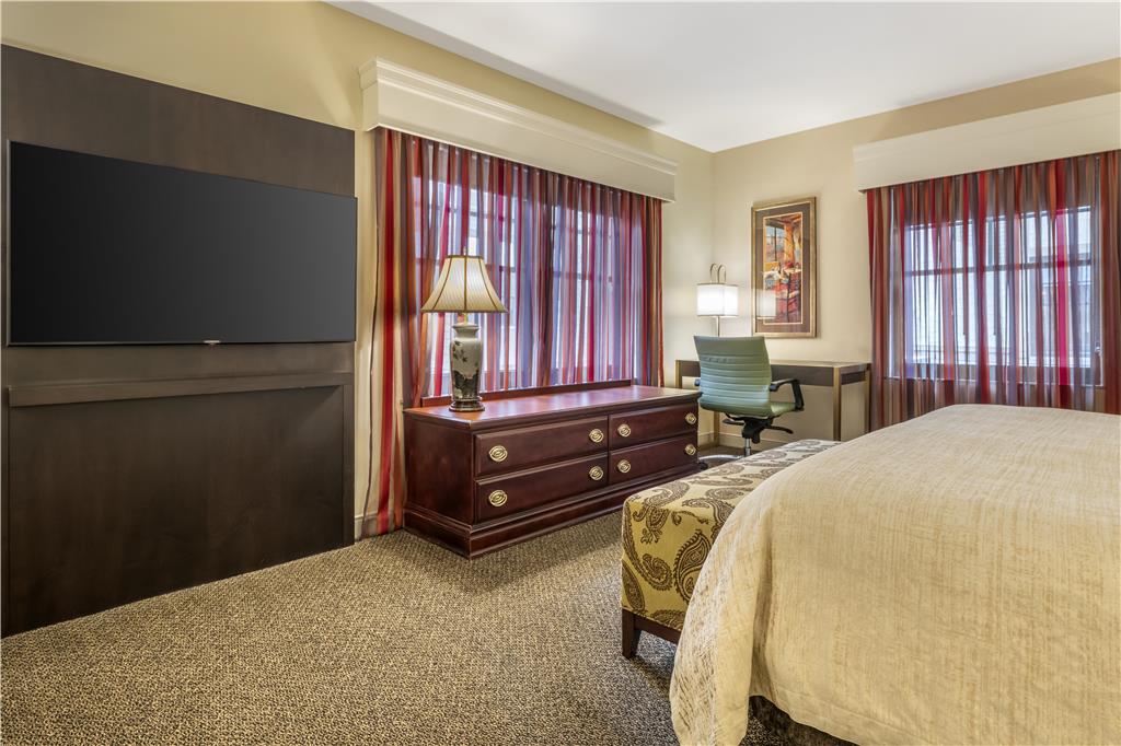 Best Western Plus The Normandy Inn & Suites - photo 52