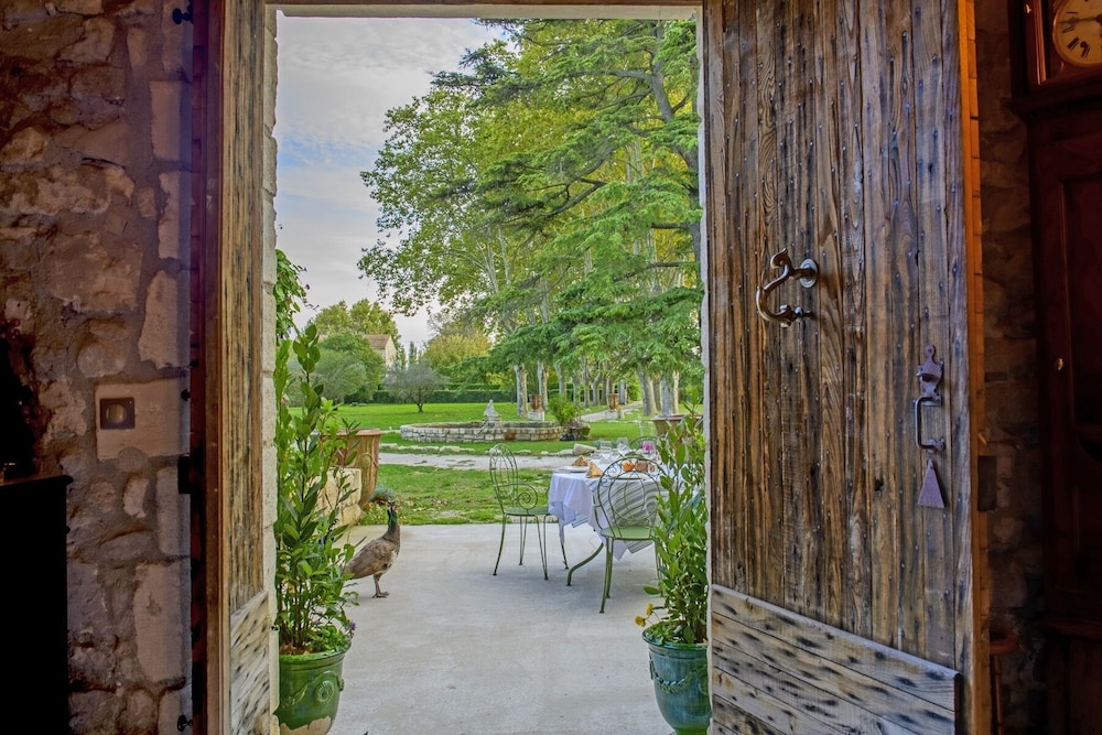 Bastide de Bellegarde — Avignon — photo 4