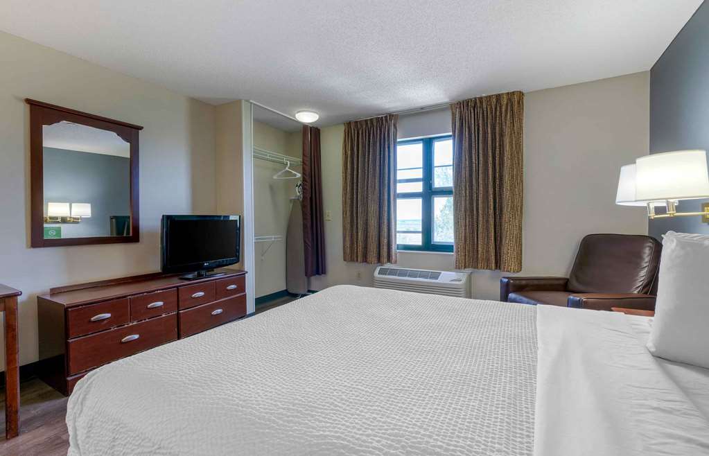 Extended Stay America Suites Sacramento Elk Grove - photo 10