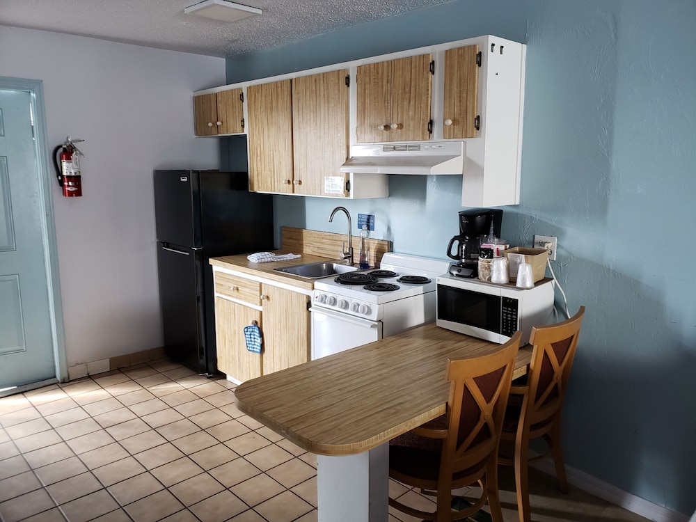 Topaz Motel - photo 16