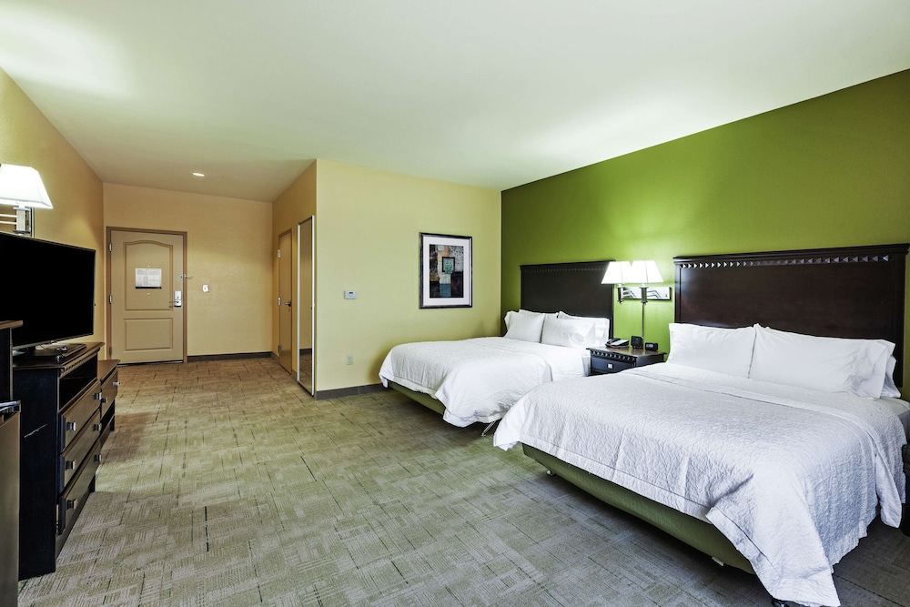 Hampton Inn & Suites Tulsa North Owasso - photo 20