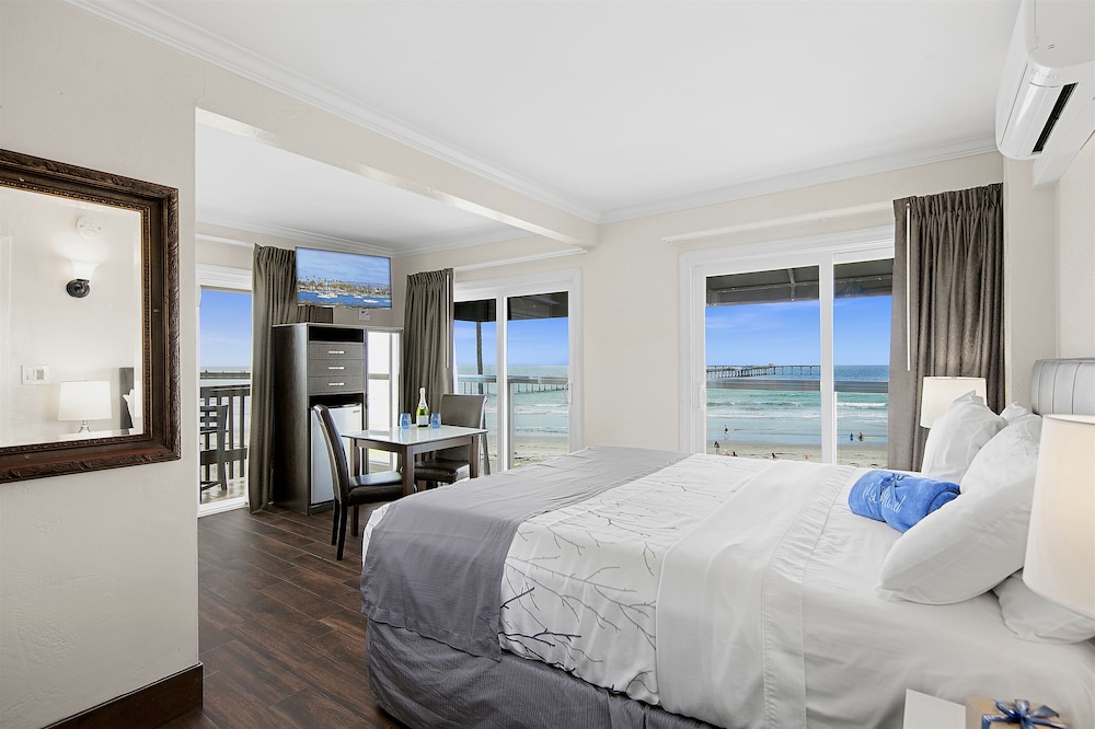 Ocean Beach Hotel - photo 12