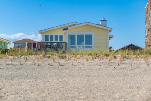 Brigantine by Oak Island Accommodations - photo 23
