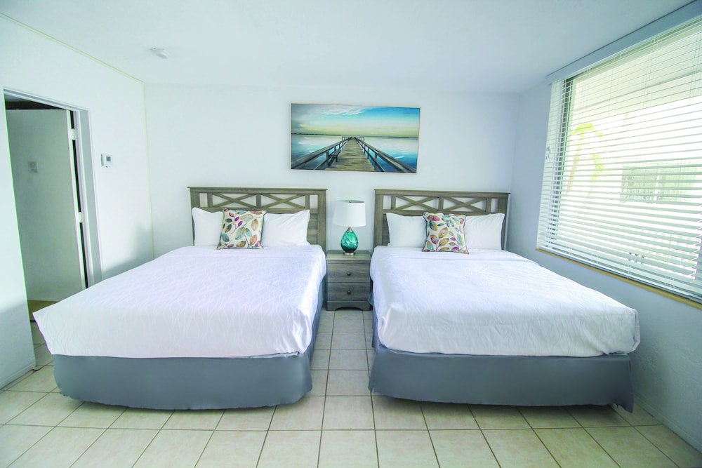 Sandalwood Beach Resort - photo 8