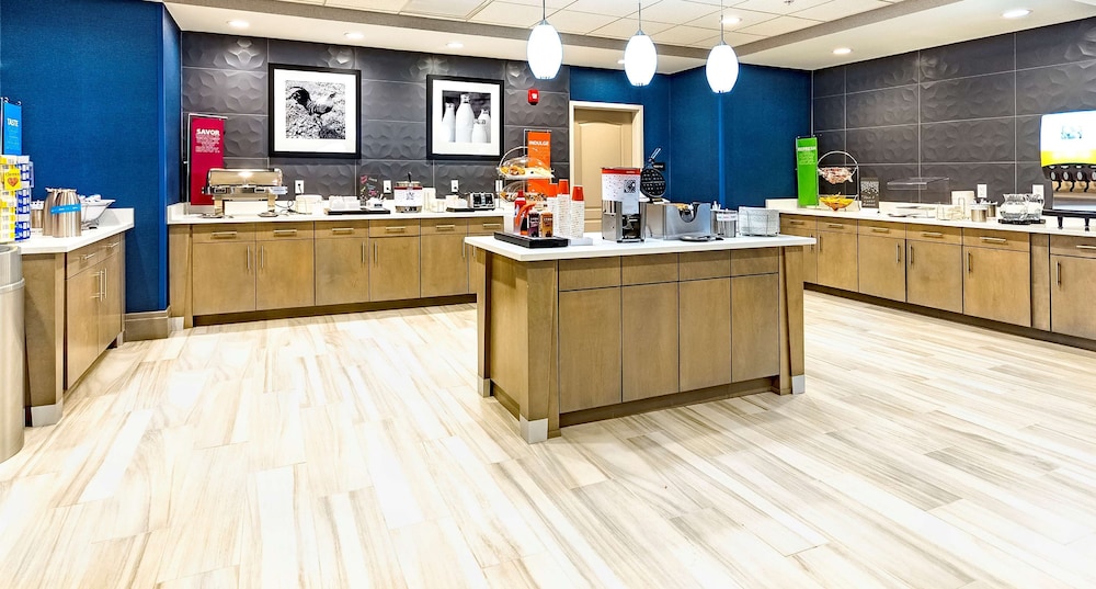 Hampton Inn Lockport Buffalo - photo 29