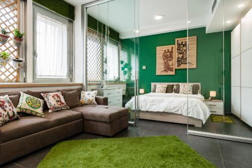 Central Green House — 4-Star Luxury Hotel in Catania, Italy