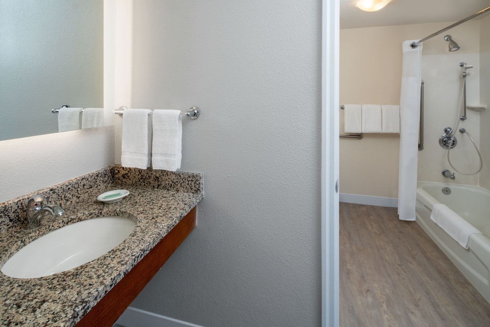Residence Inn Charleston Riverview - photo 29