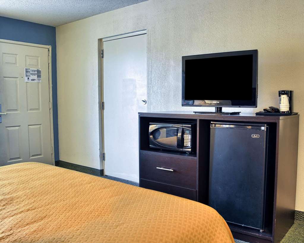 Quality Inn Thornburg - photo 29