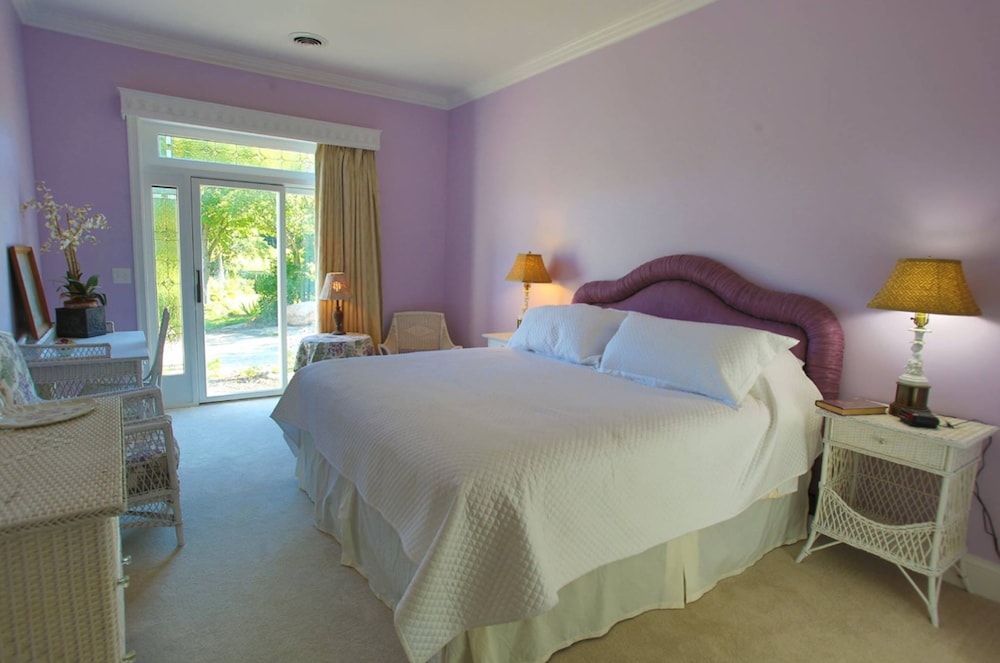 Inntiquity A Country Inn - photo 3