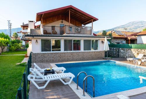 Villa Moon Tranquil 3BR Villa with Private Pool — 4-Star Luxury Hotel in Koycegiz, Turkey