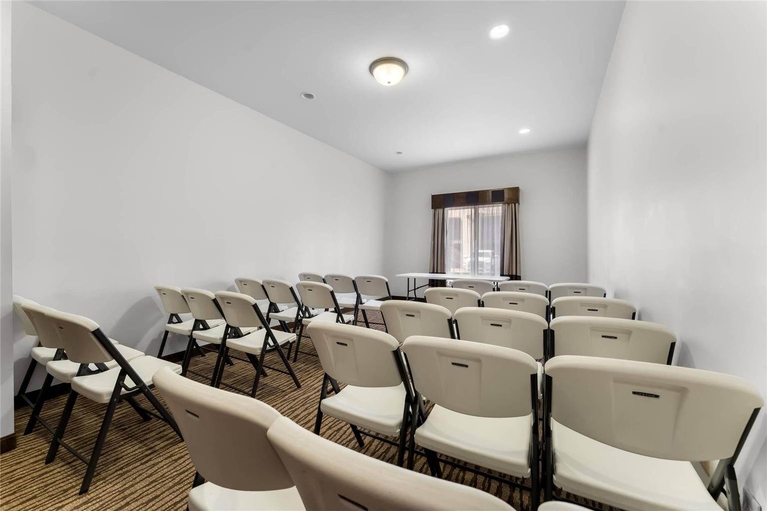 Comfort Inn & Suites Near Fort Gordon - photo 30