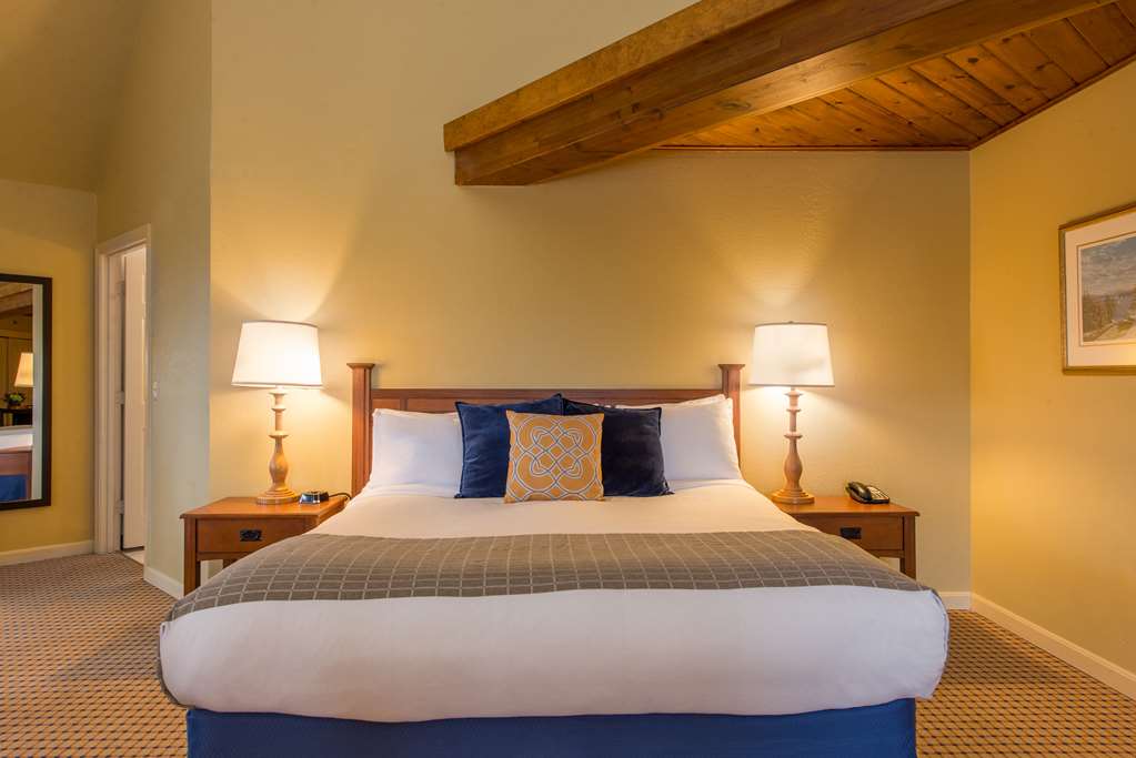 The Wolfeboro Inn — Wolfeboro — photo 2