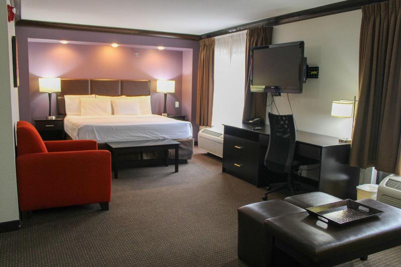 Parkwood Inn & Suites - photo 21