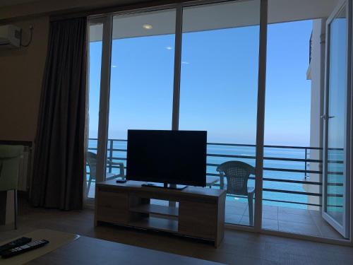 Gonio N904 Beachfront Panorama