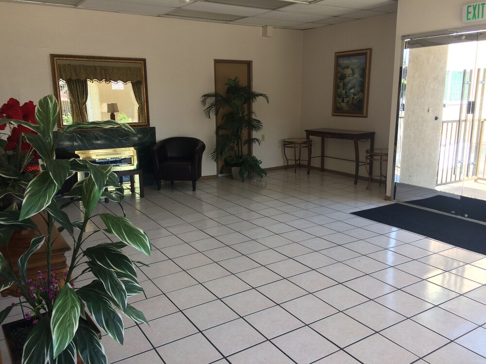 Grand Inn - photo 4