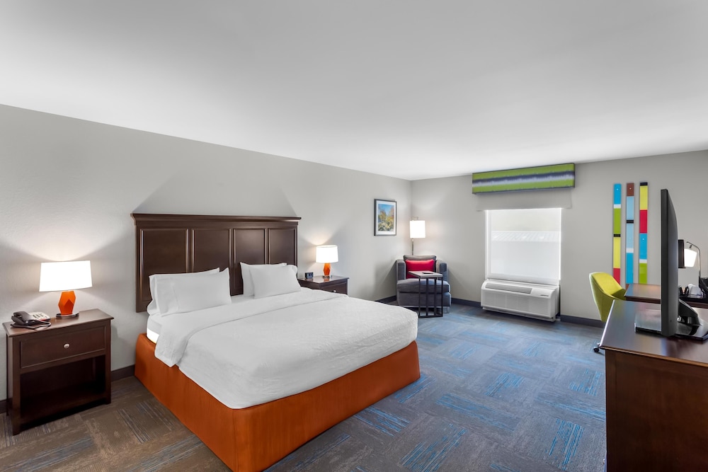Hampton Inn Huntington University Area - photo 22