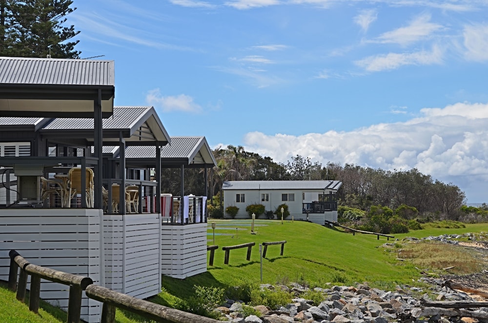Tuross Beach Cabins & Campsites — Tuross Head — photo 2