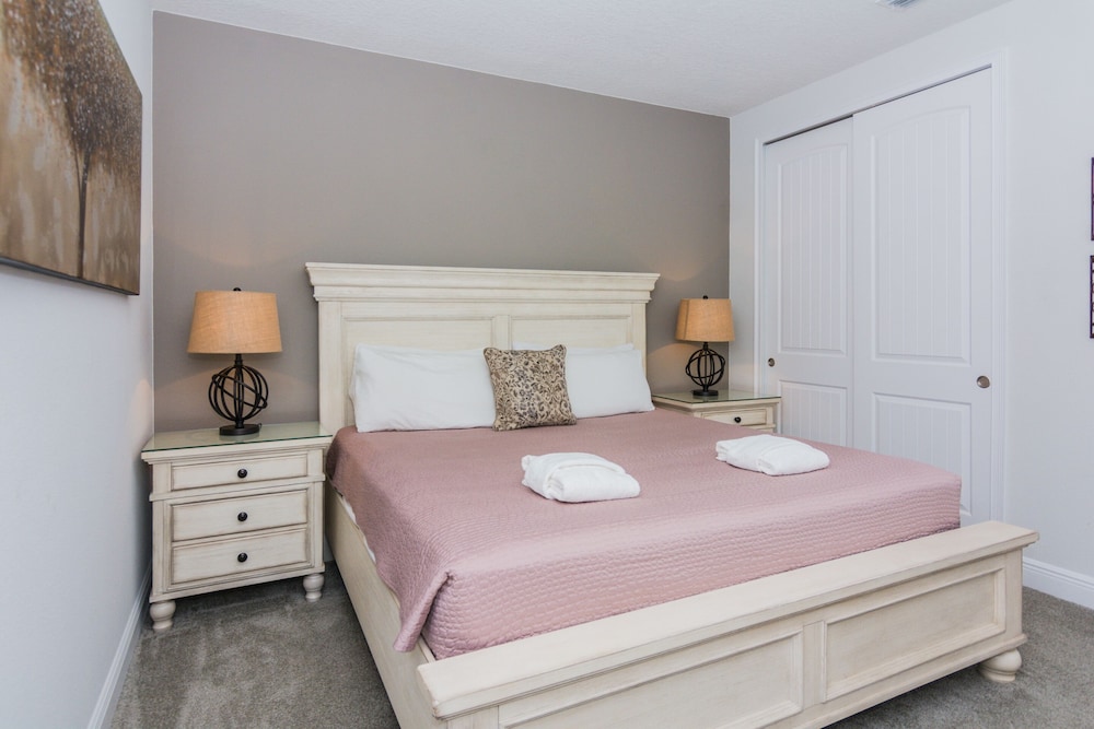 Amazing 5 Bedrooms House With Private Pool at Encore Resort - photo 19
