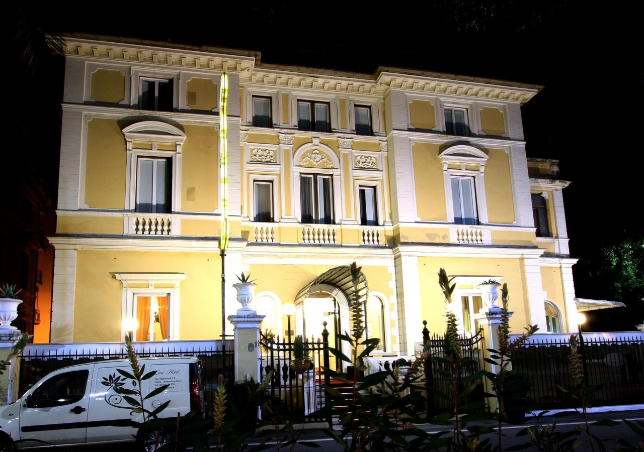 Ena Hotel