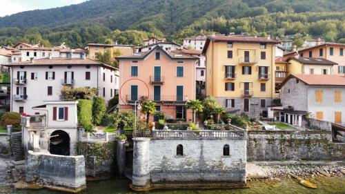 Villa Lina — 4-Star Luxury Hotel in Lezzeno, Italy