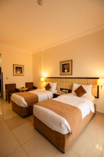 East hotel - last minute hotel in Unknown City