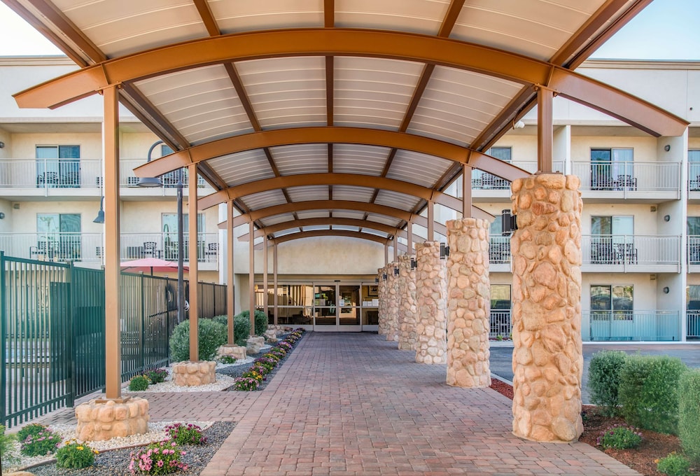 Hampton Inn Channel Islands Harbor Oxnard - photo 41