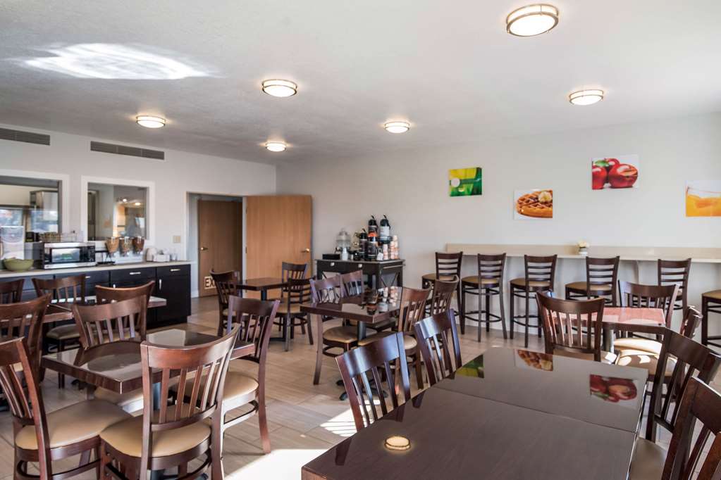 Quality Inn & Suites Pueblo West - photo 38